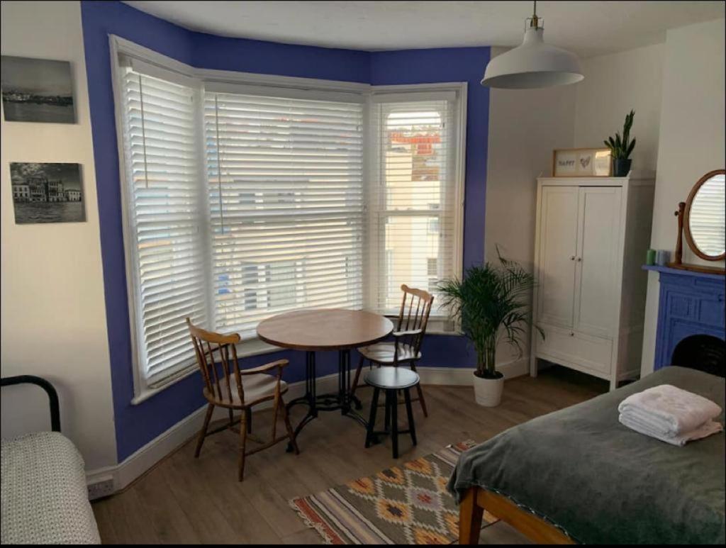 Mania Apartments ブライトン エクステリア 写真
